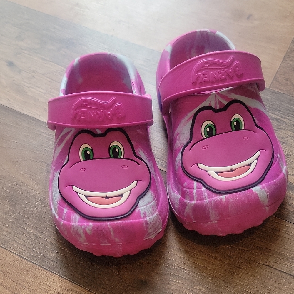 Vibrant Pink Kids Clogs with Character Design